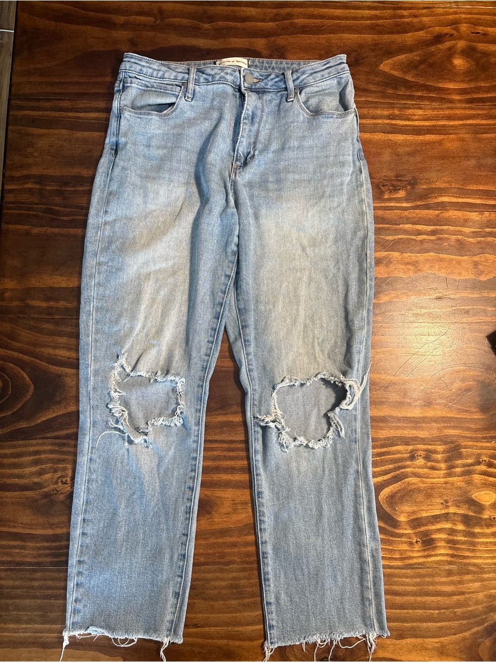 Articles of Society Distressed Jeans – Size 27